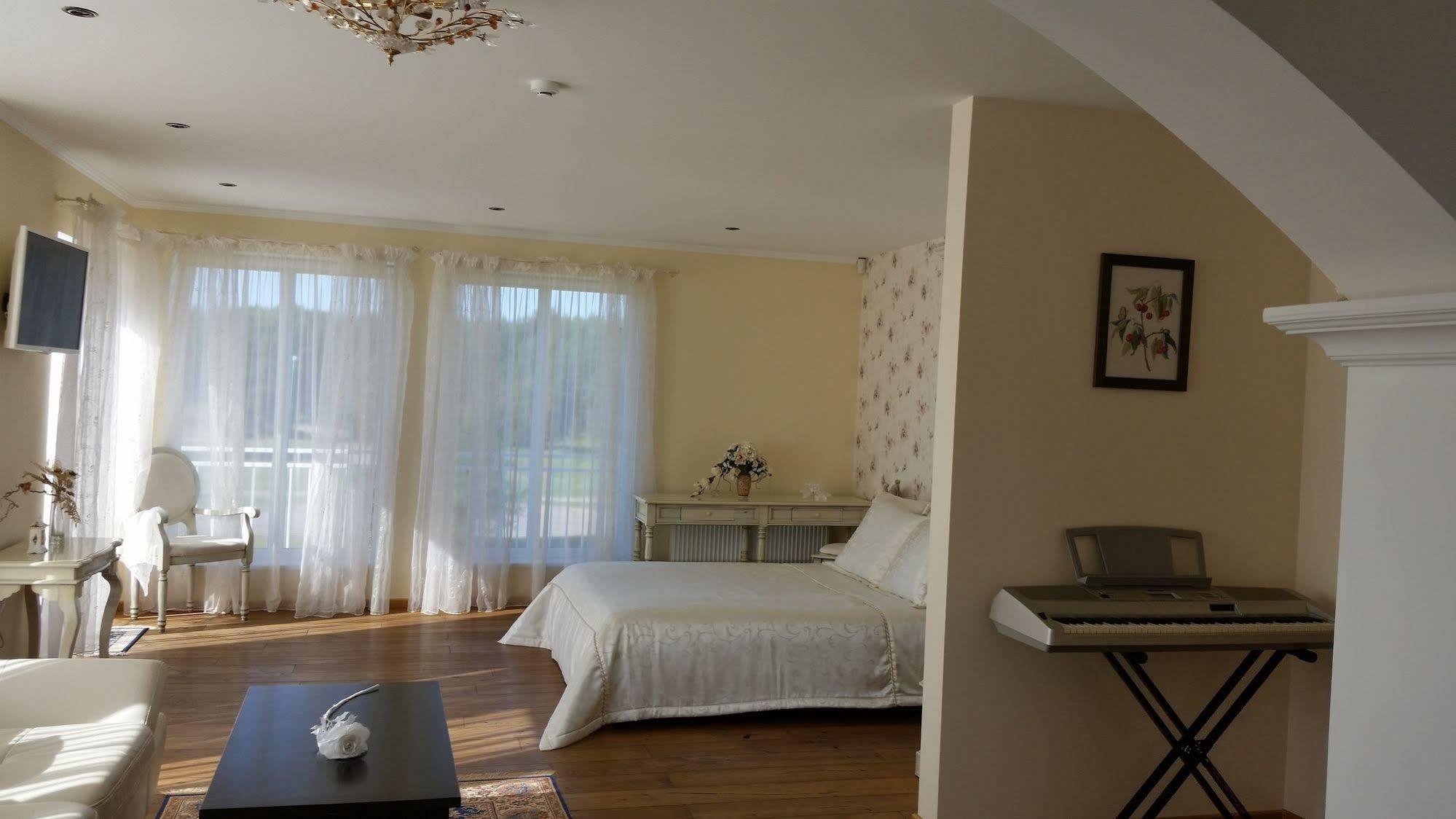 Hotel Baltas Namas Palanga Esterno foto