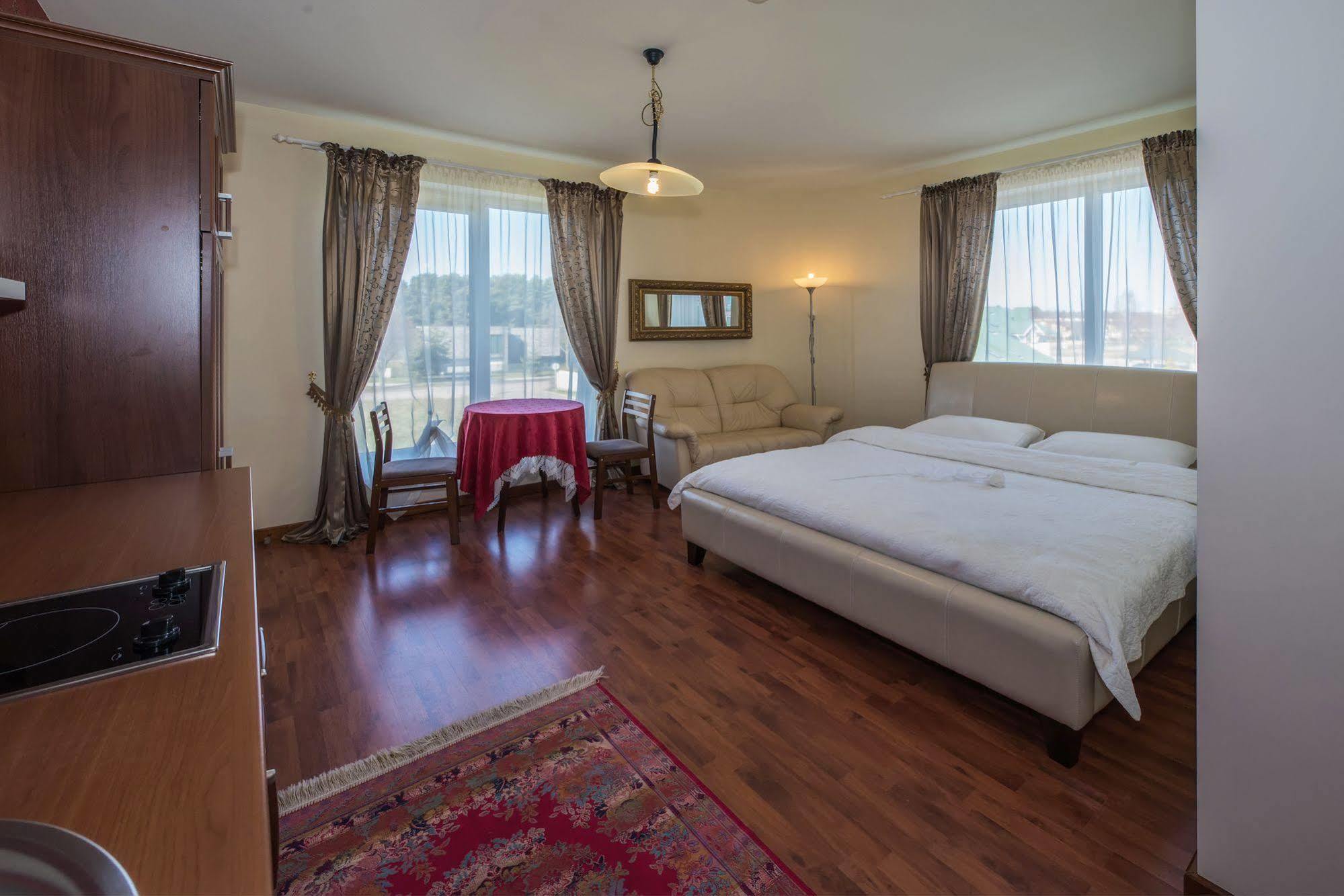 Hotel Baltas Namas Palanga Esterno foto